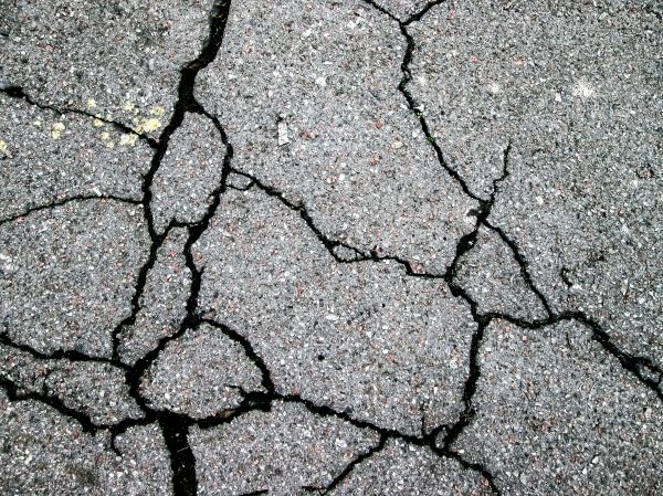 Driveway Crack Filling in Little Elm